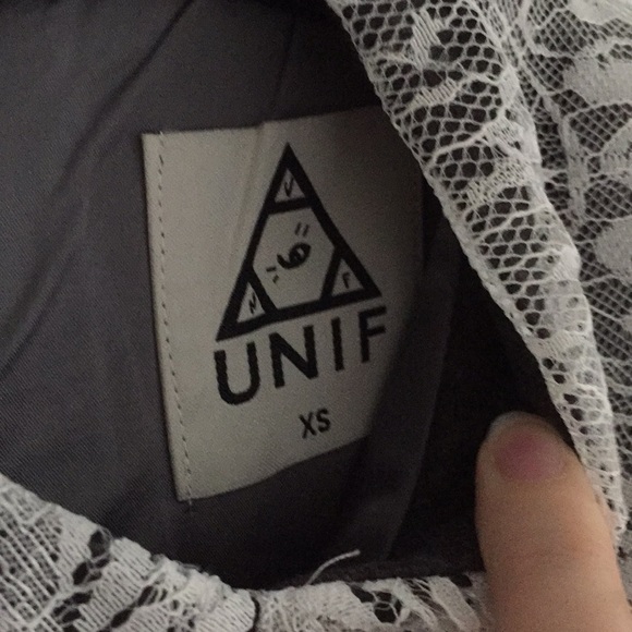 Doll Lace Dress - Picture 5 of 5